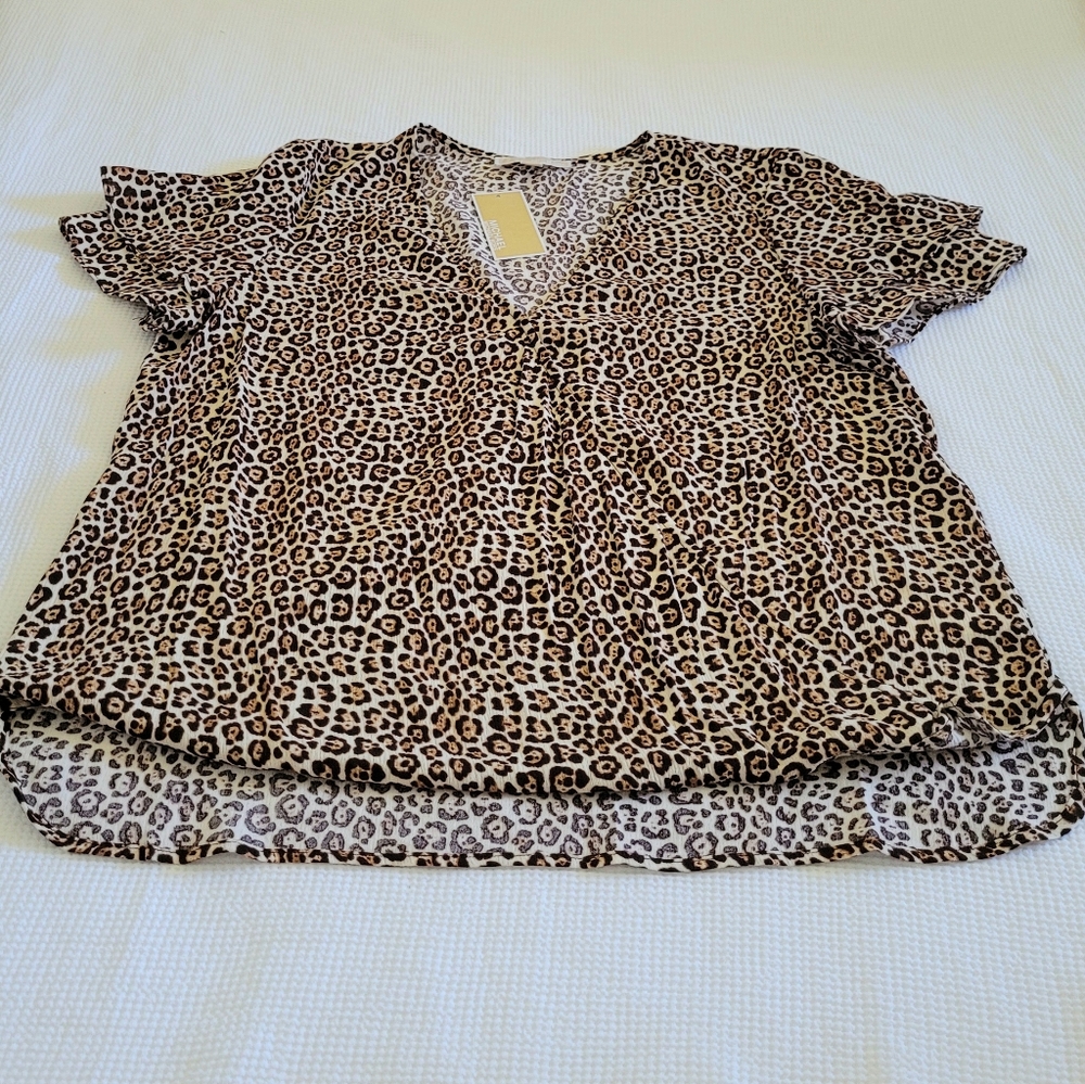Michael Kors Leopard🐆 Print Faux Crossover Blouse - Picture 13 of 15